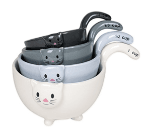 catmeasuringcups