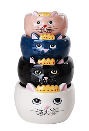 catmeasuringcups