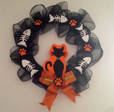 Halloween_Wreath_Lifestyle_1015_SA_SB_LC_07b