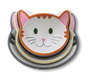 catmeasuringcups