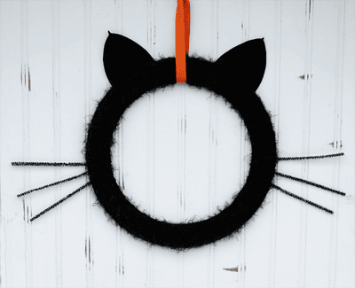 black-cat-wreath-halloween-wreath-hero2