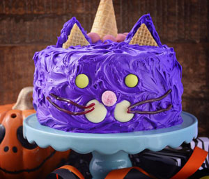 halloween cat cake