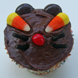 halloween black cat cupcakes