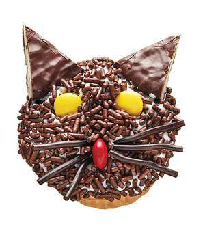 halloween black cat cupcakes