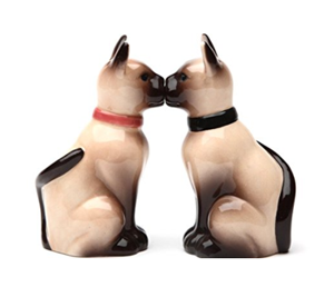 cat salt pepper shakers