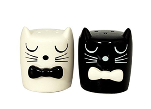 cat salt pepper shakers