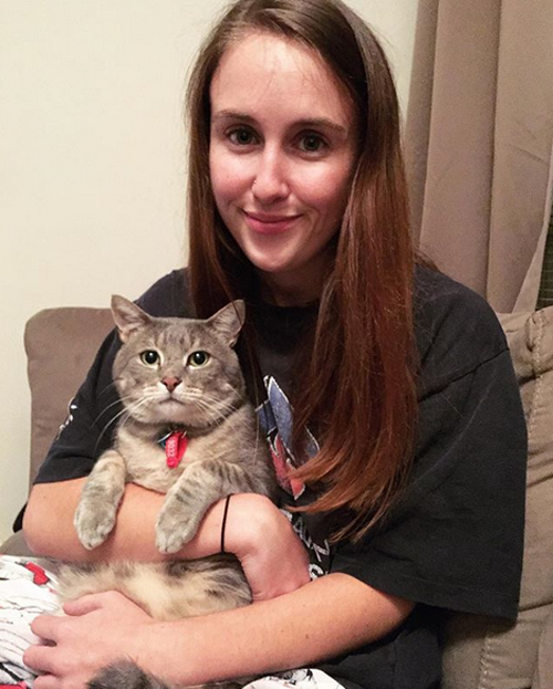 tripod cat three legged