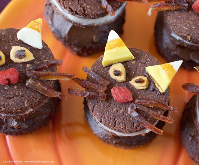halloween cat cupcakes