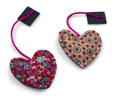 heart catnip toys for valentines day