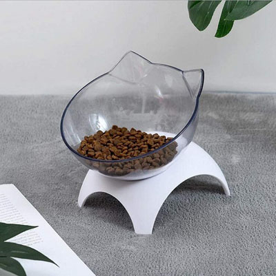 Raised And Elevated Food And Water Bowls For Cats