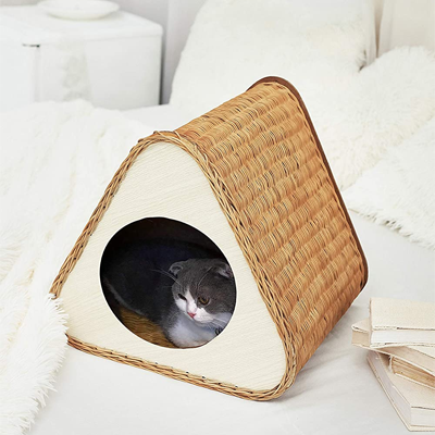 wicker cat bed with scratch post