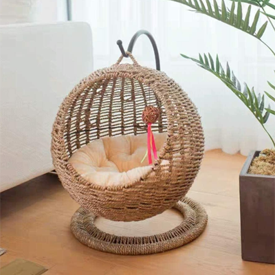 Rattan And Wicker Beds, Cat Trees, Scratching, Posts, And Caves
